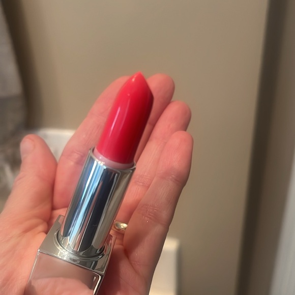 Models Own LuxeStick Velvet Pouty Pink - Picture 5 of 5